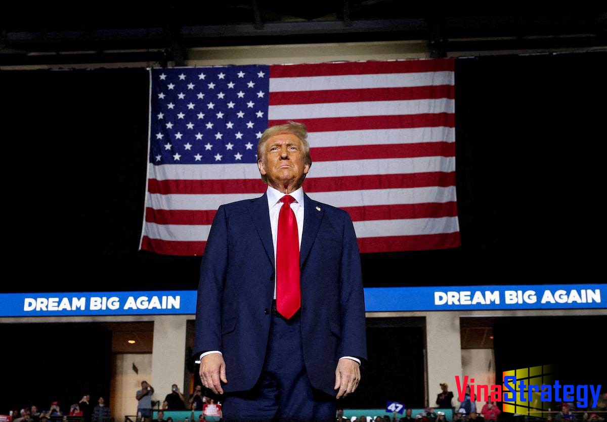 TT Trump va thoi vang son kinh te My